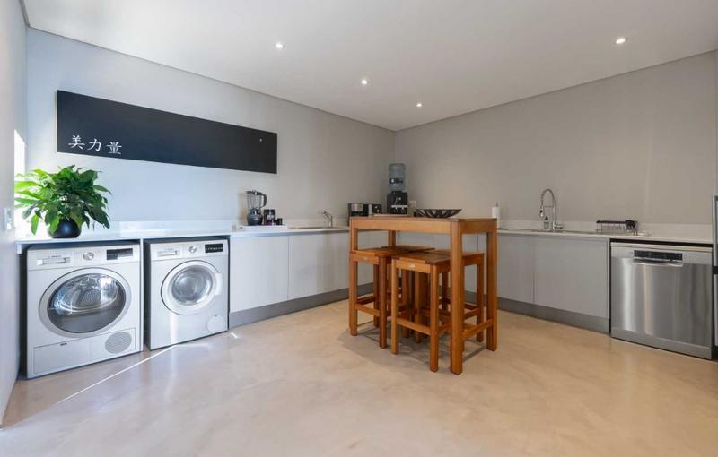 3 Bedroom Property for Sale in Camps Bay Western Cape